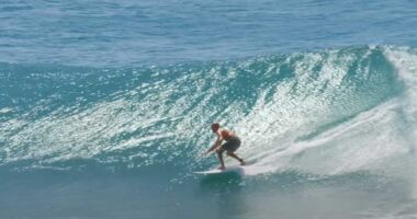 Kelly Slater Surfing Kirra Australia